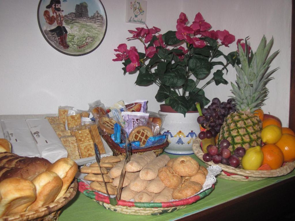 Bed & Breakfast Dessole Олбия Екстериор снимка