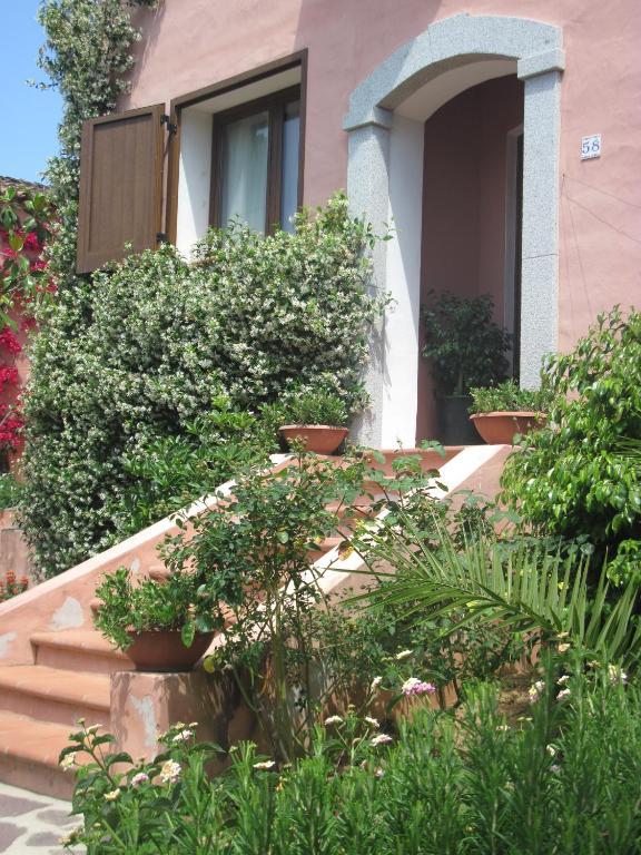 Bed & Breakfast Dessole Олбия Екстериор снимка